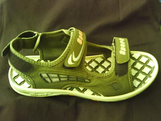 Сандалии. 1 450 руб